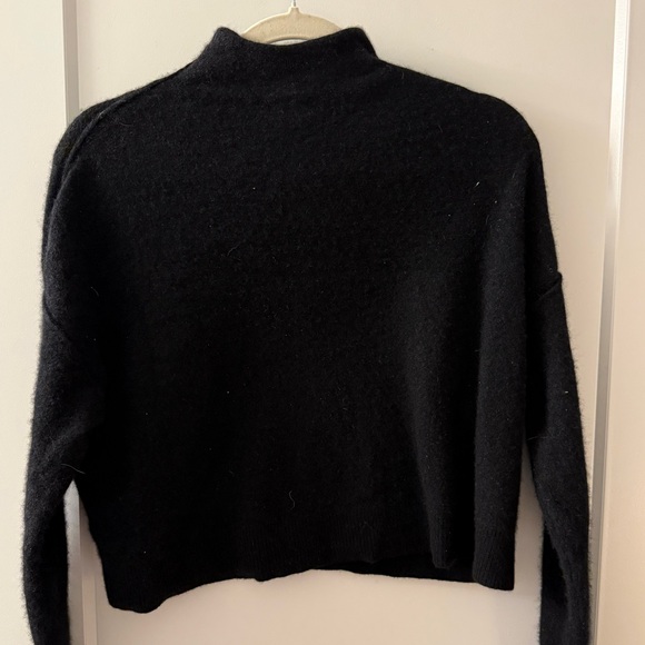 Anthropologie Pilcro Cropped Cashmere Sweater XS
Black Mock Neck Minimalist Chic - Picture 3 of 7